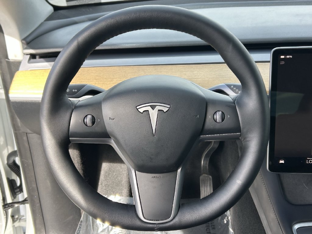 Used 2023 Tesla Model Y Long Range AWD/4WD image 17