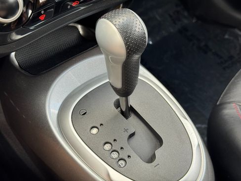 Used 2014 Nissan Juke SL AWD/4WD image 29