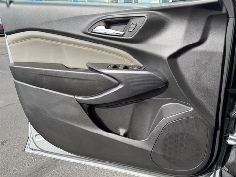 New 2026 Chevrolet Trax ACTIV w/ Driver Confidence Package image 9