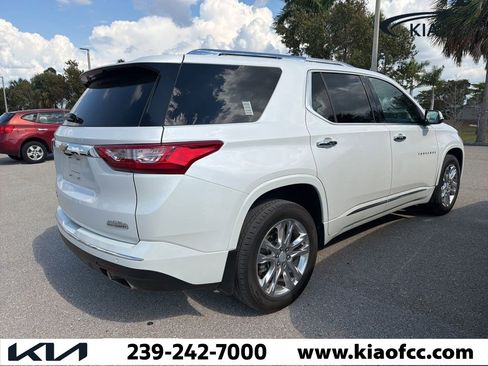 Used 2021 Chevrolet Traverse High Country w/ LPO, Floor Liner Package image 7