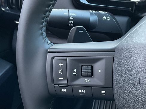 New 2026 Nissan Pathfinder SV FWD image 23
