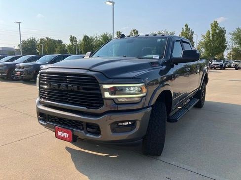 Used 2020 RAM 2500 Laramie w/ Night Edition AWD/4WD image 3