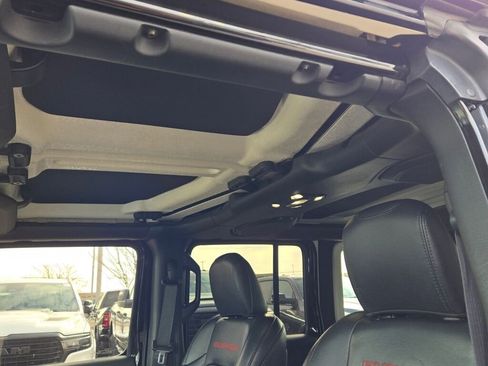 Used 2021 Jeep Wrangler Unlimited Rubicon image 24