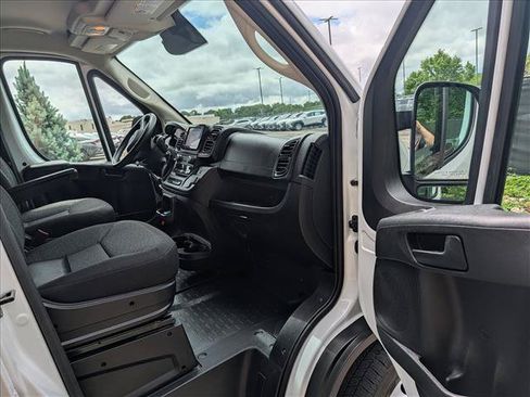 Used 2023 RAM ProMaster 2500 w/ Driver Convenience Group FWD image 11