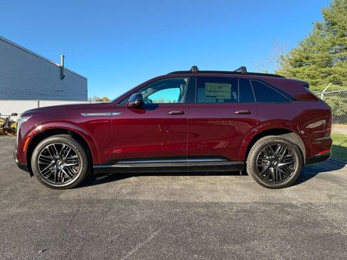 New 2025 Cadillac Escalade IQ Sport 1 w/ LPO, ONYX Package AWD/4WD image 5