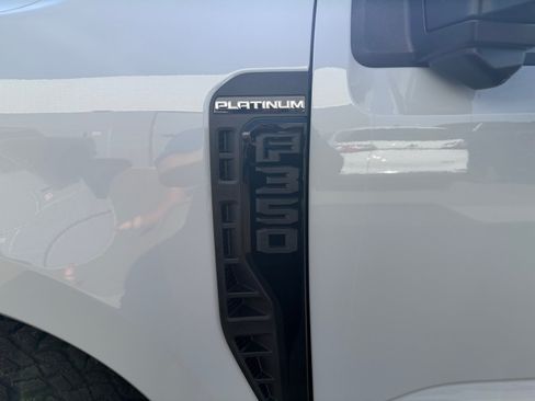 Used 2026 Ford F350 Platinum w/ Tremor Off-Road Package AWD/4WD image 12