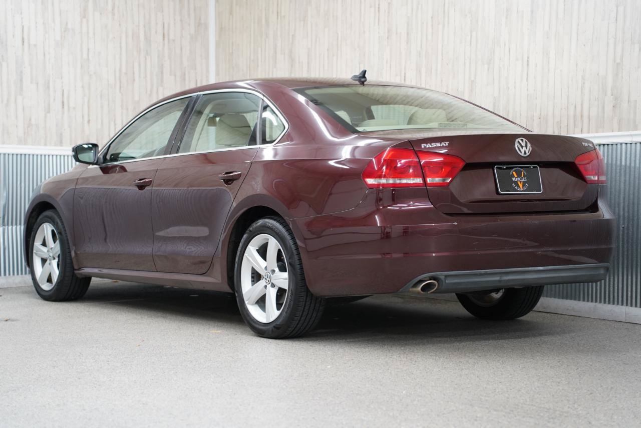 Used 2013 Volkswagen Passat TDI SE FWD image 7