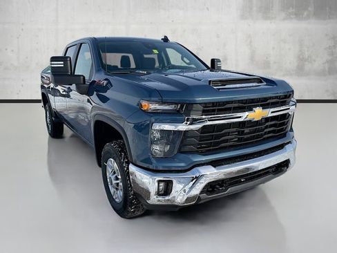New 2026 Chevrolet Silverado 2500 LT w/ Convenience Package image 3