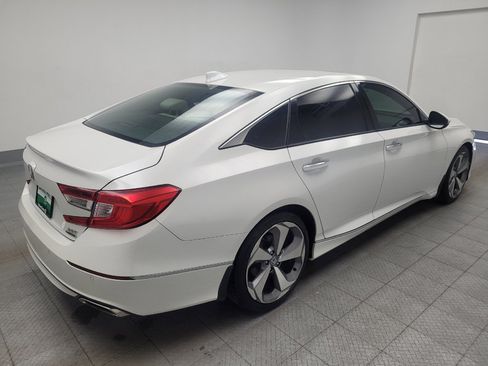 Used 2020 Honda Accord Touring image 9