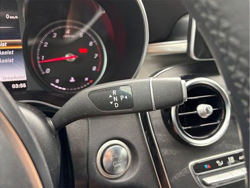 Used 2019 Mercedes-Benz GLC 300 GLC 300 Sport Utility 4D image 33