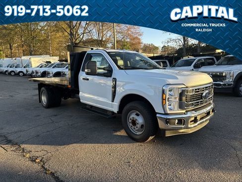 New 2025 Ford F350 XL w/ XL Chrome Package image 2