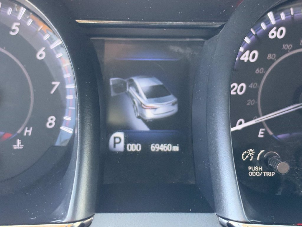 Used 2018 Toyota Avalon XLE Premium w/ Carpet Mat Package FWD image 24