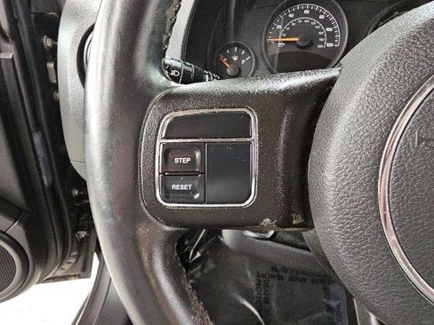 Used 2015 Jeep Patriot High Altitude AWD/4WD image 16
