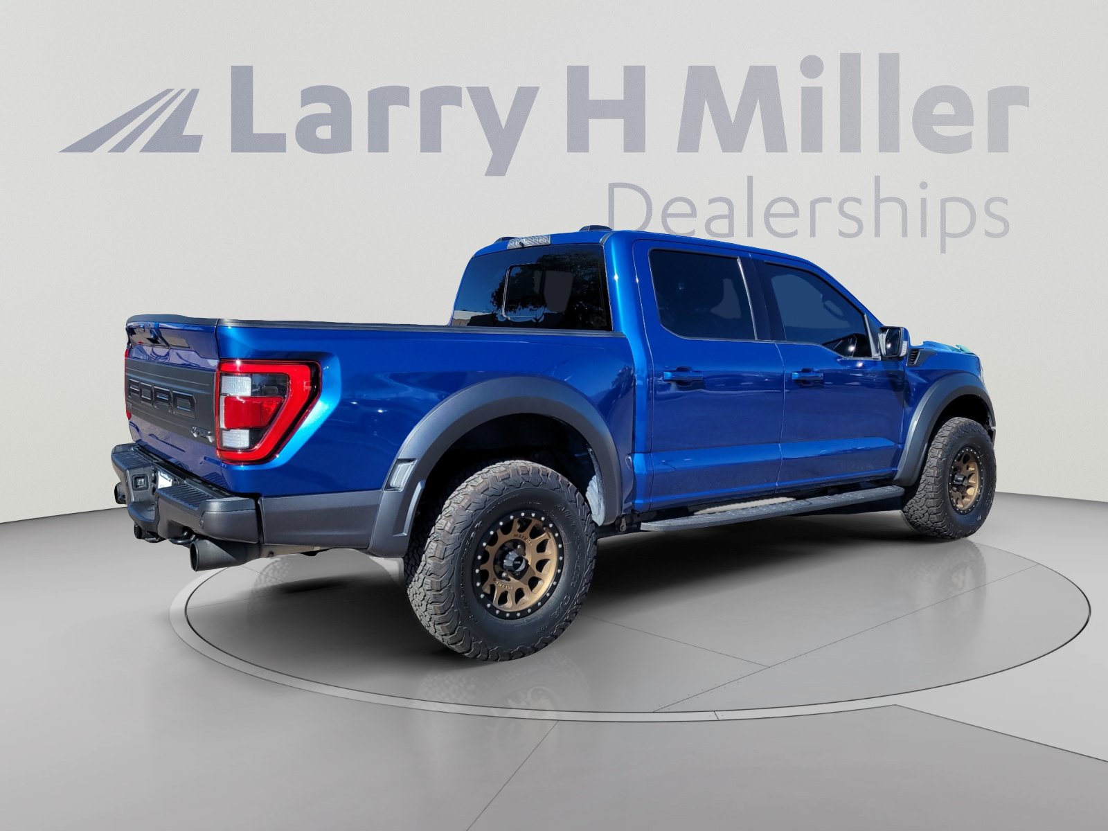 Used 2022 Ford F150 Raptor w/ Equipment Group 801A High AWD/4WD image 5