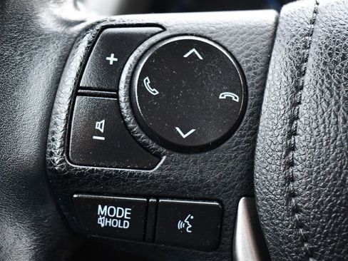 Used 2018 Toyota RAV4 XLE w/ Plus Extra Value Package image 17