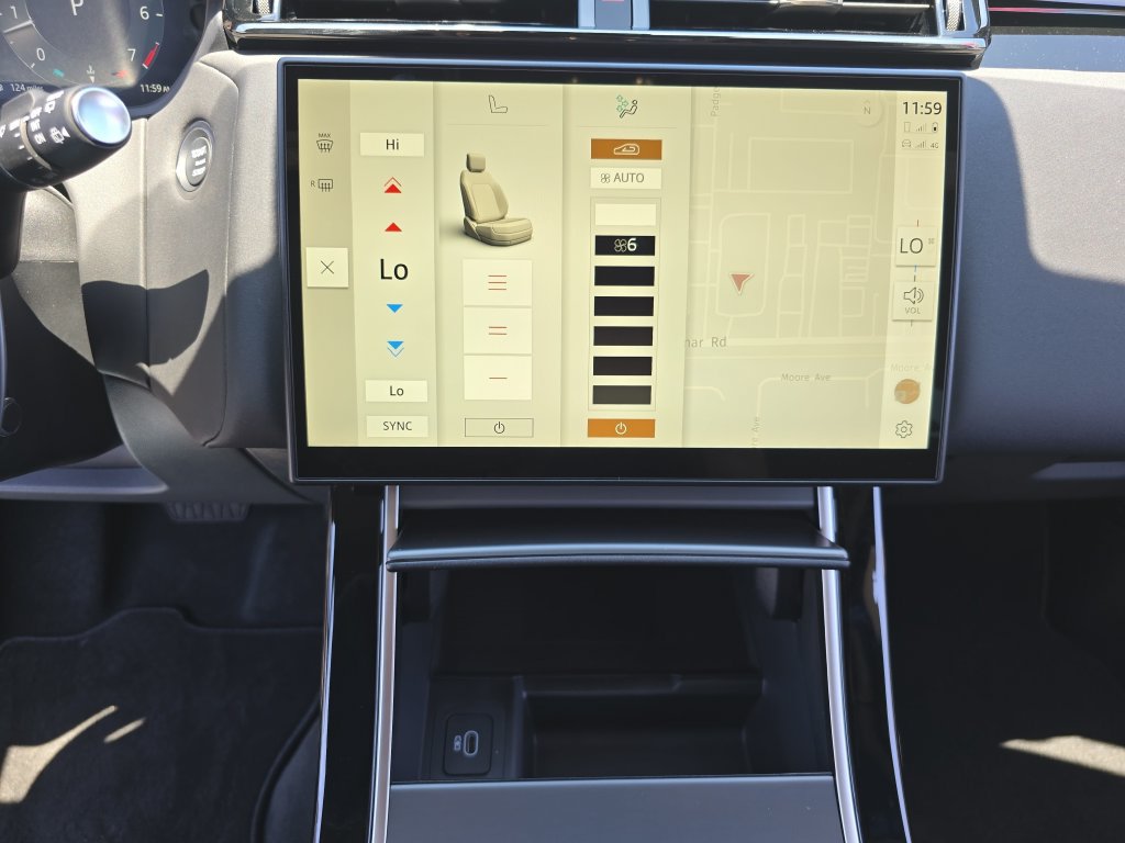 New 2026 Land Rover Range Rover Velar S AWD/4WD image 24