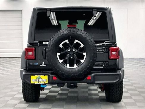 Used 2025 Jeep Wrangler Unlimited Rubicon 4xe w/ Safety Group AWD/4WD image 5