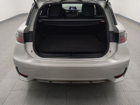 Used 2014 Lexus CT 200h image 29