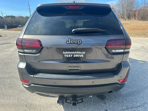 Used 2016 Jeep Grand Cherokee Laredo 75th Anniversary RWD image 4