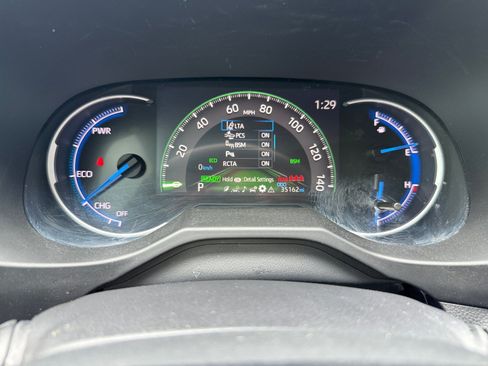 Used 2021 Toyota RAV4 Limited AWD/4WD image 10