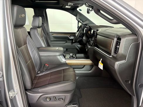 New 2026 Chevrolet Silverado 3500 High Country w/ High Country Premium Package AWD/4WD image 22