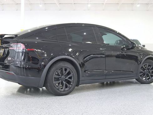 Used 2022 Tesla Model X Plaid AWD/4WD image 8