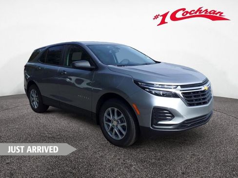 Certified 2024 Chevrolet Equinox LS w/ LS Convenience Package image 1