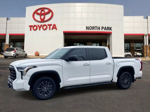 Used 2025 Toyota Tundra SR5 w/ SX Package RWD image 1