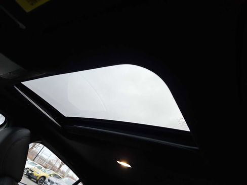 Used 2024 MAZDA MAZDA3 s image 19