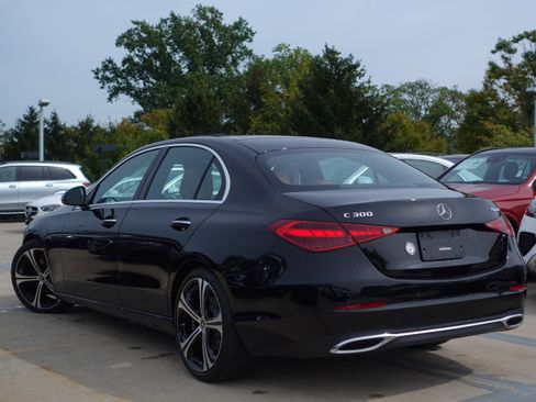Used 2022 Mercedes-Benz C 300 C 300 4MATIC Sedan image 3