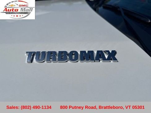 Used 2025 Chevrolet Silverado 1500 LT AWD/4WD image 29