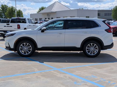 Used 2024 Honda CR-V EX image 9