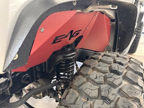 Used 2010 Jeep Wrangler Unlimited Sport image 4