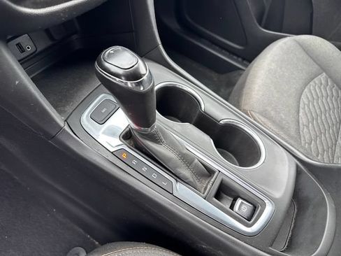 Used 2018 Chevrolet Equinox LT AWD/4WD image 23