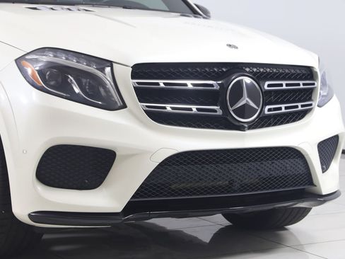 Used 2019 Mercedes-Benz GLS 550 4MATIC w/ Driver Assistance Package image 42