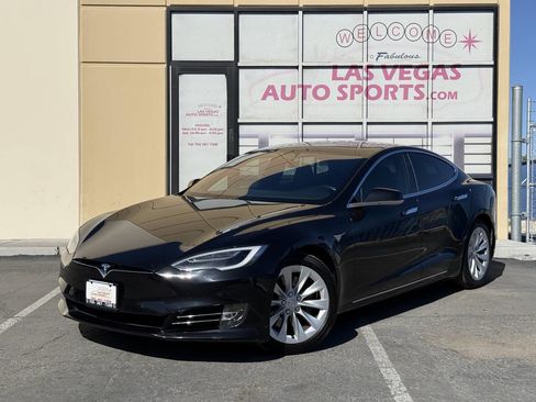 Used 2018 Tesla Model S 75D image 4