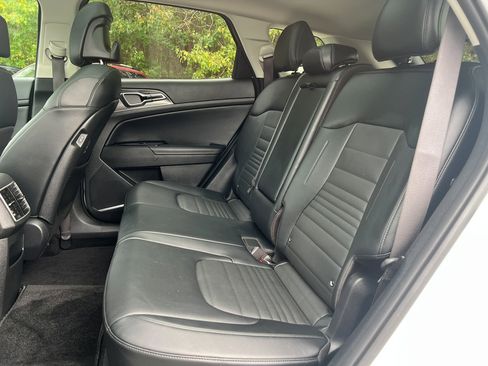 Used 2023 Kia Sportage SX Prestige image 32