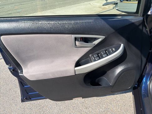 Used 2014 Toyota Prius Two image 36