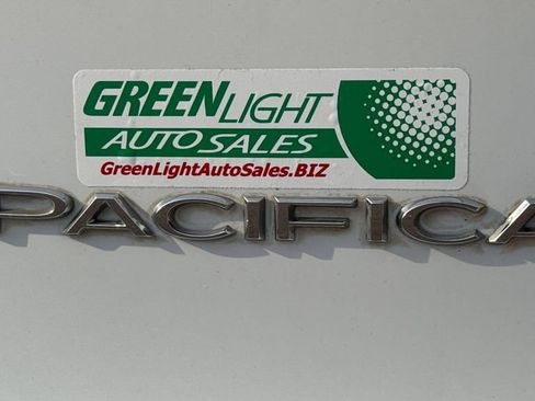 Used 2021 Chrysler Pacifica Limited w/ Premium & Safety Sphere Group AWD/4WD image 19