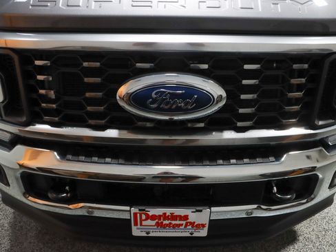 Used 2024 Ford F450 Lariat w/ Lariat Ultimate Package AWD/4WD image 4