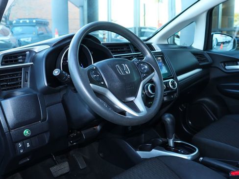 Used 2019 Honda Fit EX image 39