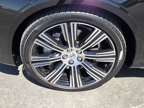 Used 2023 Volvo S90 B6 Plus AWD/4WD image 4