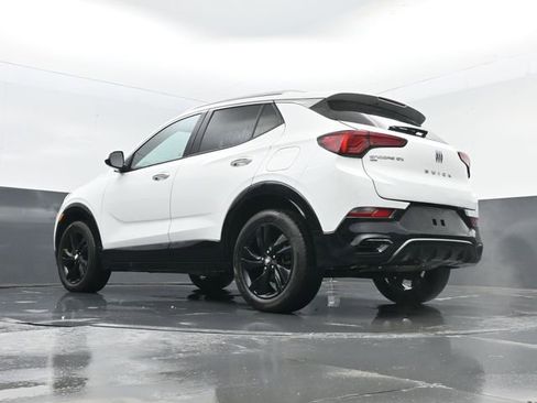 Used 2024 Buick Encore GX Sport Touring image 22