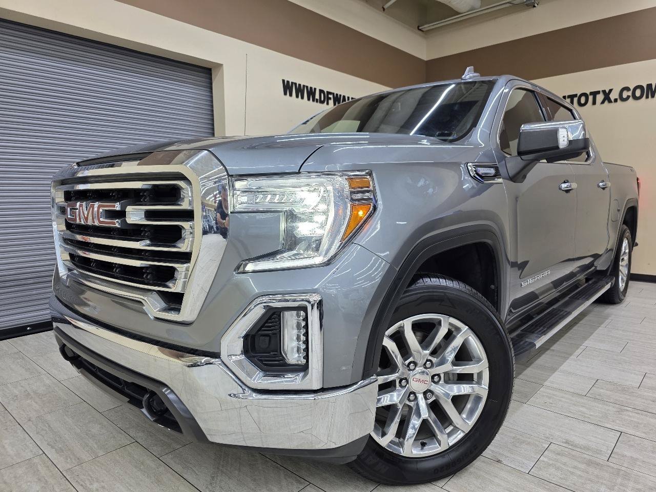 Used 2021 GMC Sierra 1500 SLT AWD/4WD image 1