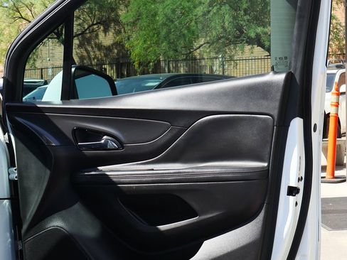 Used 2017 Buick Encore Preferred image 33