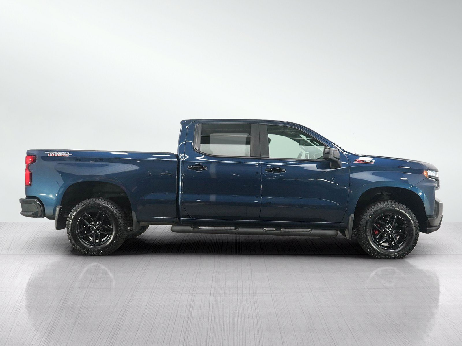 Used 2020 Chevrolet Silverado 1500 LT Trail Boss AWD/4WD image 6