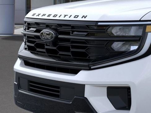 New 2025 Ford Expedition Max Platinum w/ Stealth Performance Package image 20