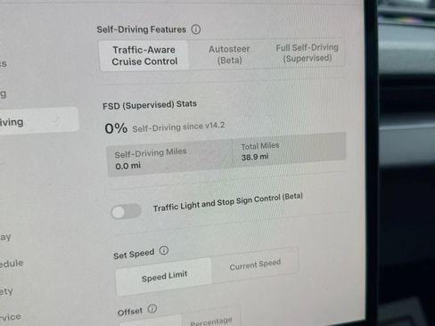 Used 2024 Tesla Model 3 Standard Range RWD image 17