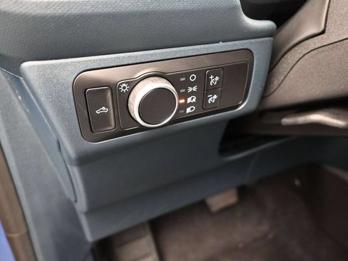 Used 2025 Ford Maverick XLT w/ Equipment Group 302A AWD/4WD image 13