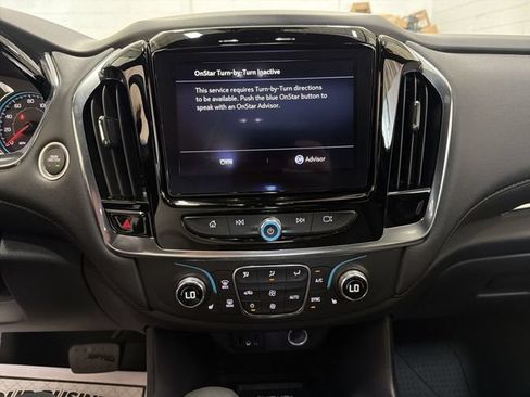 Certified 2023 Chevrolet Traverse LT FWD image 18